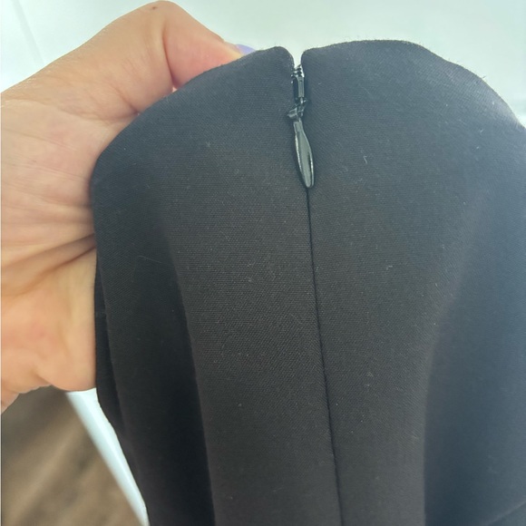 Vince Camuto Ruched Off the Shoulder Black Gown size- 6 - Picture 14 of 14